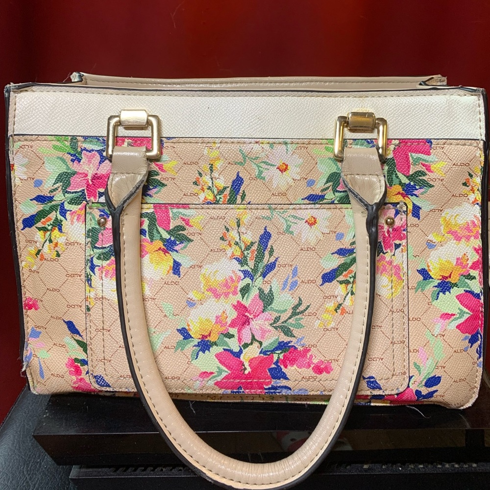 Aldo Crerihan, Multicolor